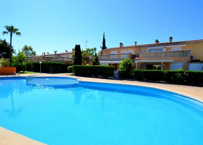 Apartamento Con Piscina